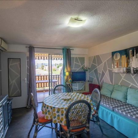 Cosy 35 M2 With Balcony In A Quiet Residence Fréjus Exteriör bild