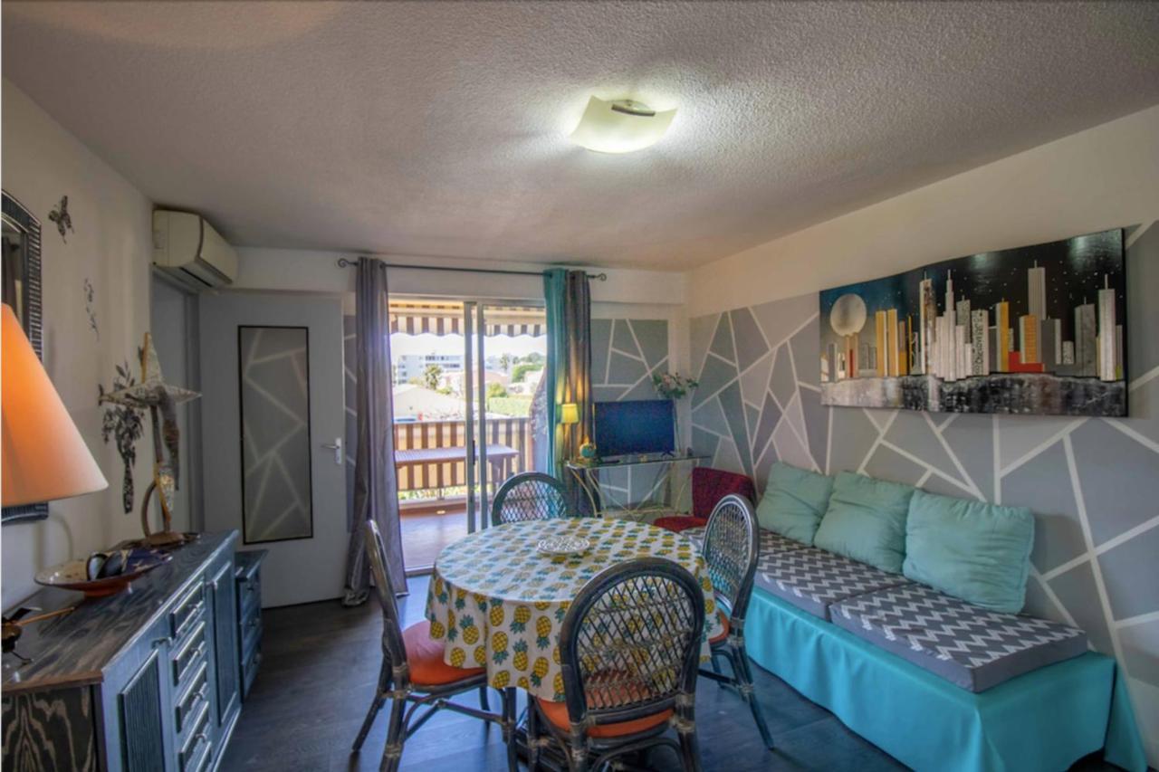 Cosy 35 M2 With Balcony In A Quiet Residence Fréjus Exteriör bild